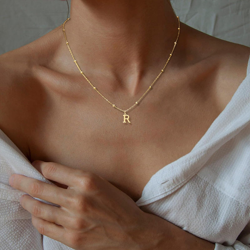 26-Letter Pendant Necklace, Gold Women's Jewelry, Lightweight and Elegant